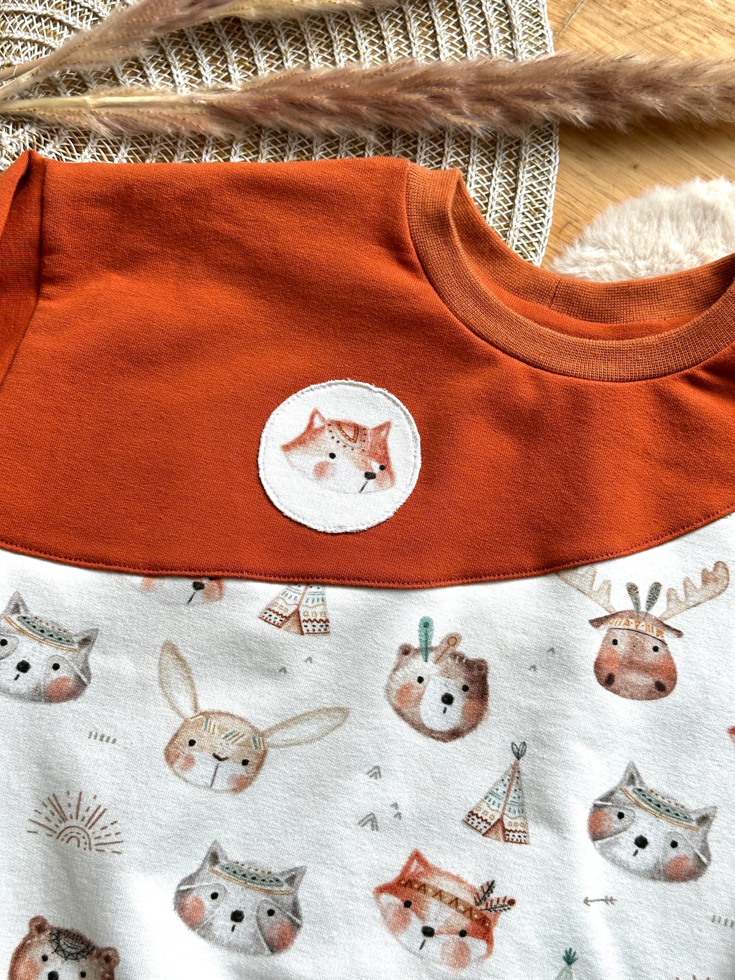 01 |  SET |  Sweater Waldtierfreunde Fuchs & Jogger Jeanslook | Bio | Größe 92